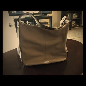 Looking for dust bag for these beauty 👜